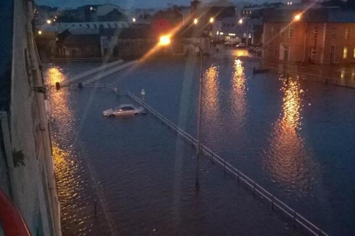 Parts of Cork city were left submerged in several feet of water and devastated business people and homeowners were left counting the cost after the River Lee bursts its banks for the second time in three days. 2-04-2014